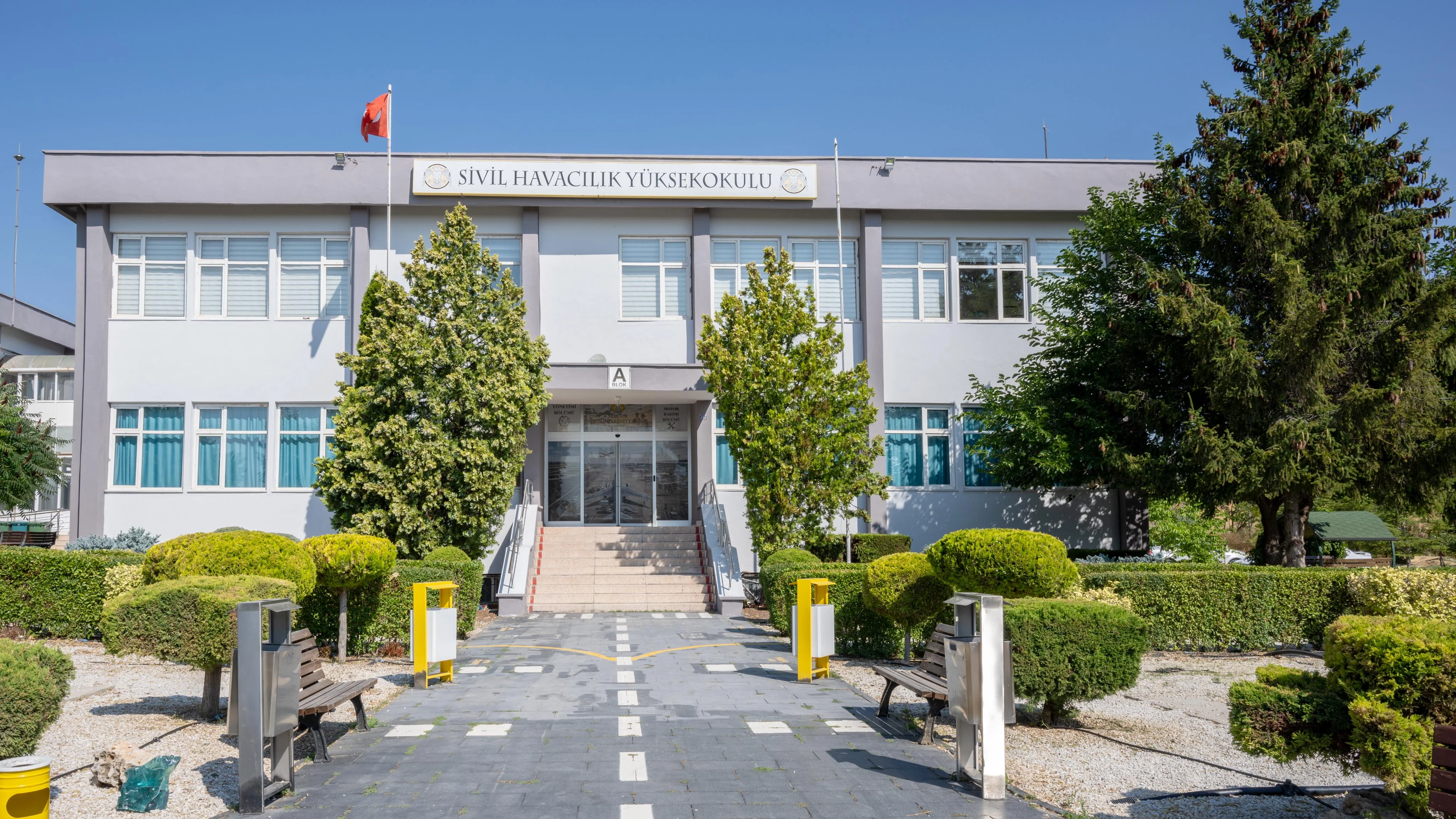Selçuk Üniversitesi Sivil Havacılık Yüksekokuluna SHGM onaylı sınav merkezi